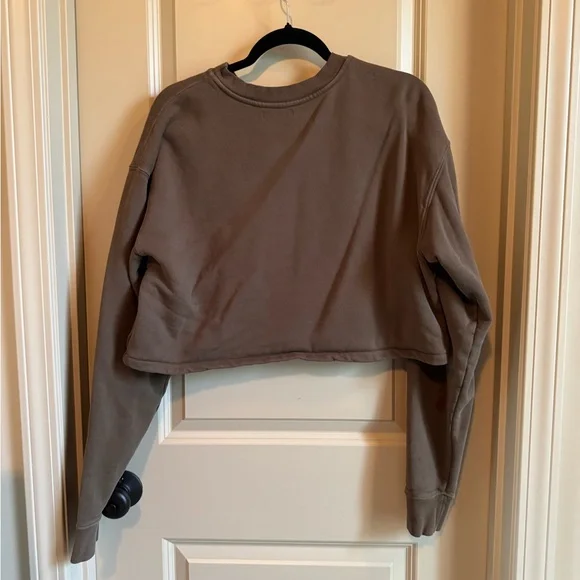 Luxury Grocer Erewhon Cropped Sweatshirt